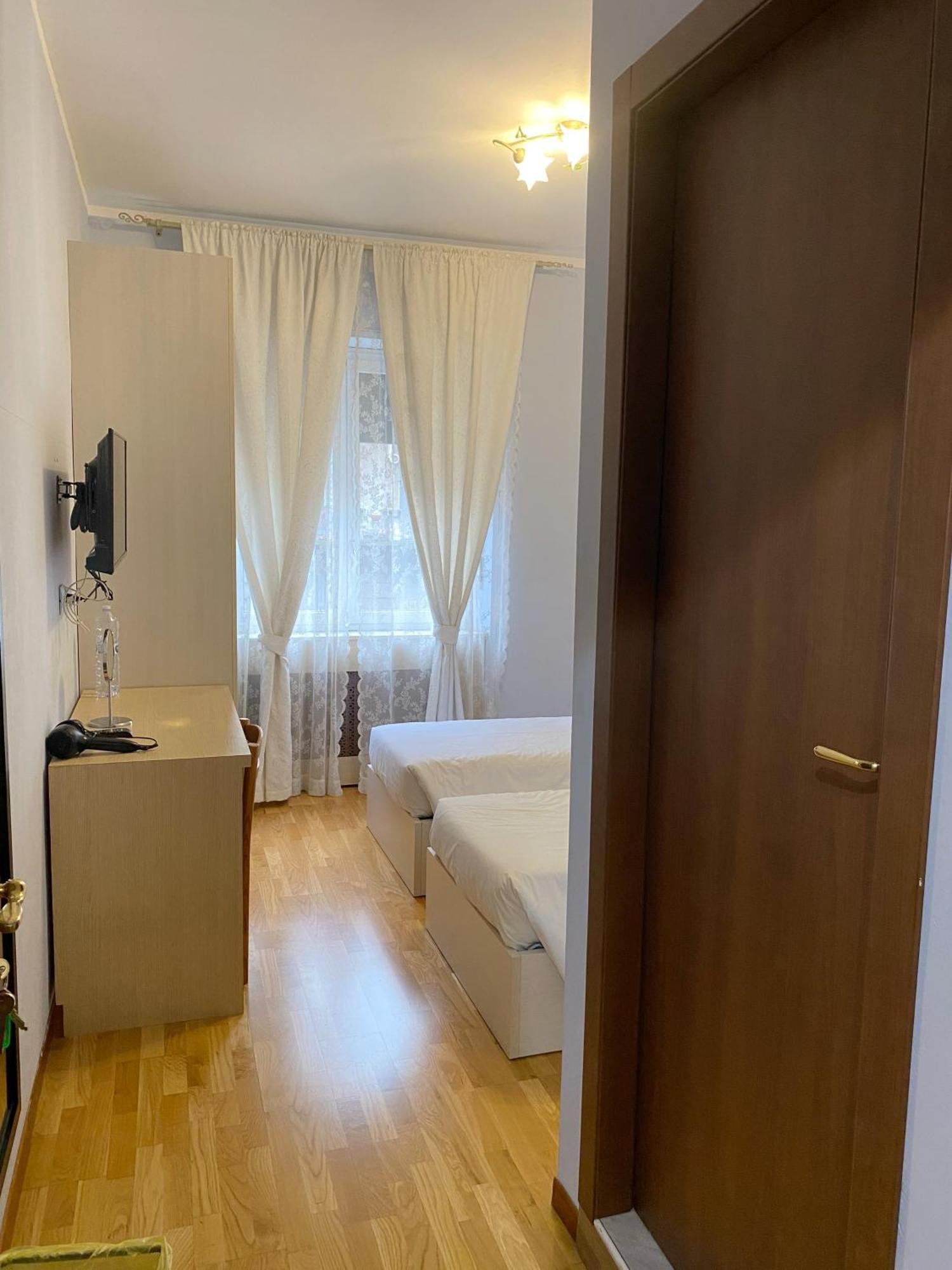 Affittacamere Seveso Mailand Exterior foto
